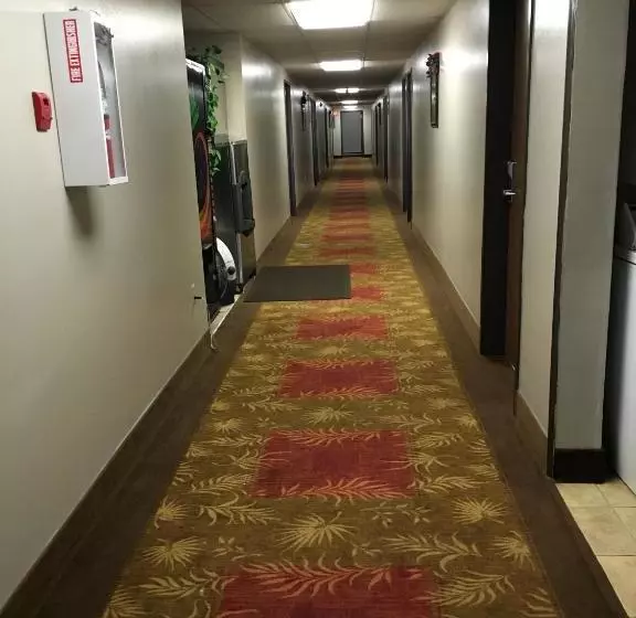 Hotelli Becker Inn & Suites