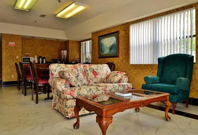 ホテル Executive Inn Opp