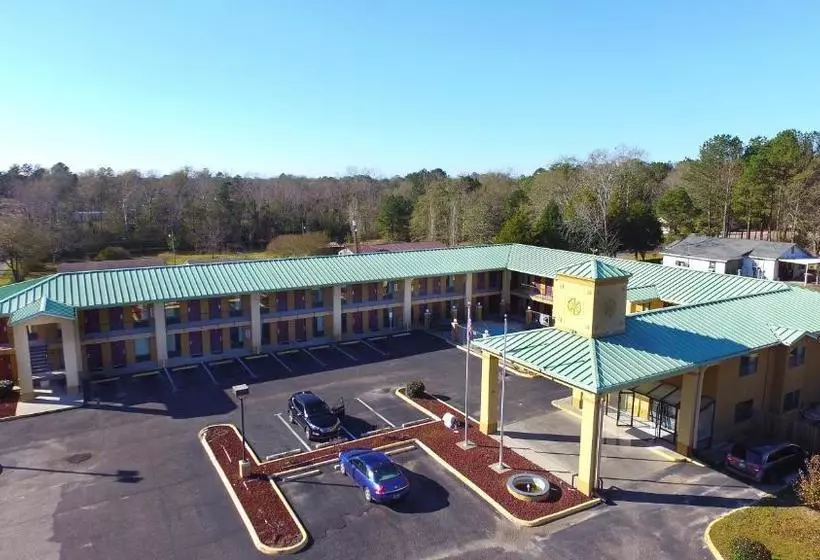 ホテル Executive Inn Opp