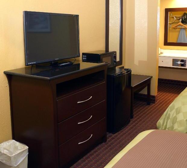 Отель Executive Inn Opp