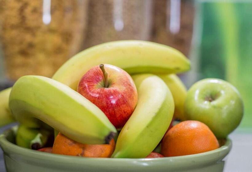 Отель Quality Inn Cedartown