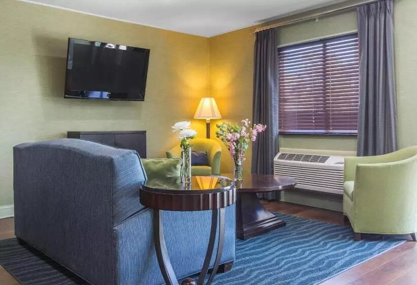 Hotelli Quality Inn Cedartown