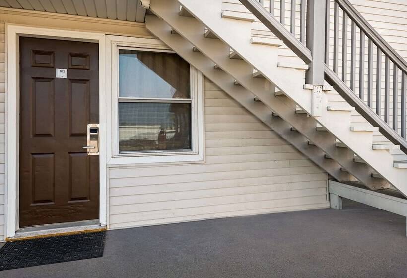 מוטל Rodeway Inn