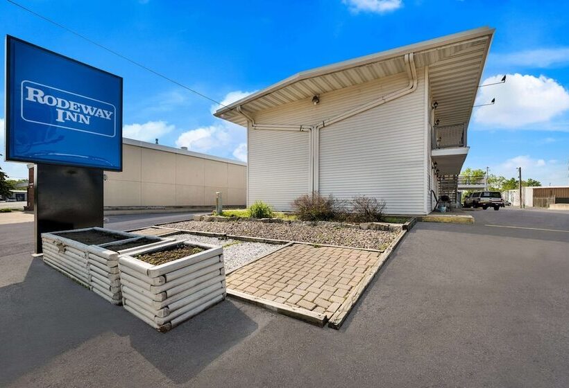 מוטל Rodeway Inn