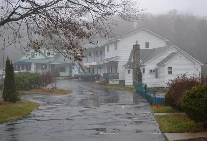 Parker S Motel