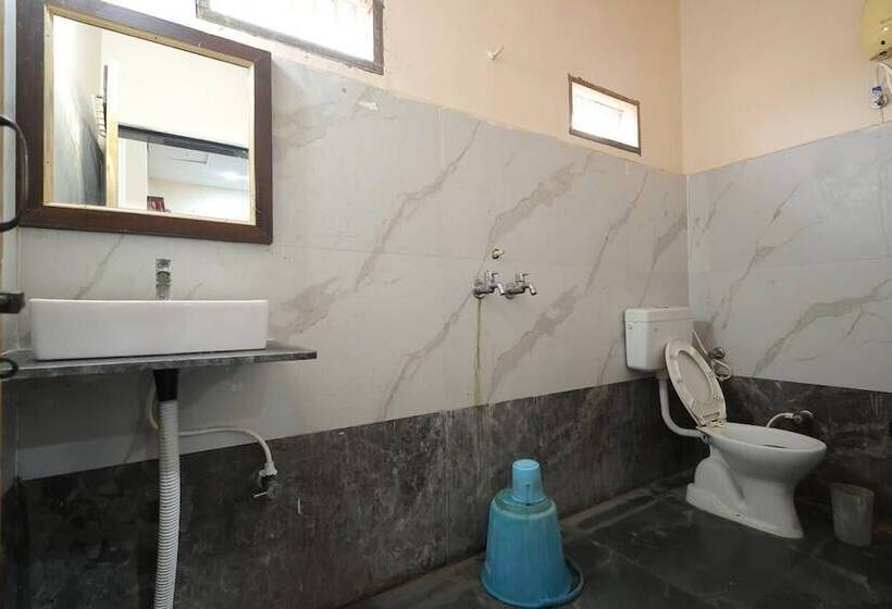 בית מלון כפרי Shyam Inn