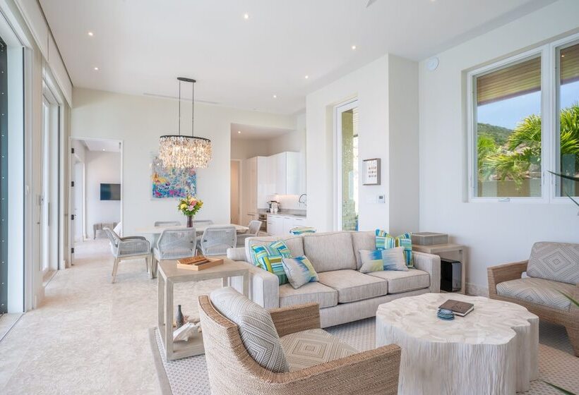 استراحتگاه Oil Nut Bay