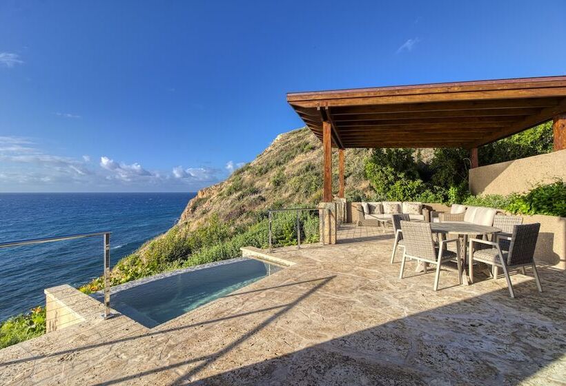 استراحتگاه Oil Nut Bay