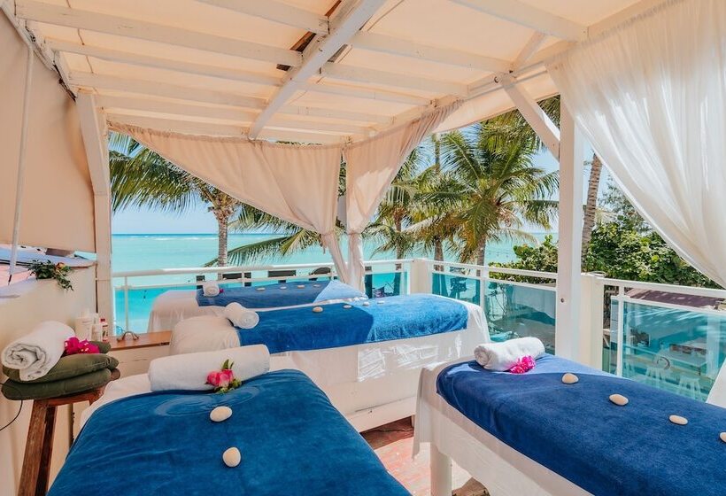 هتل Checkin El Cortecito