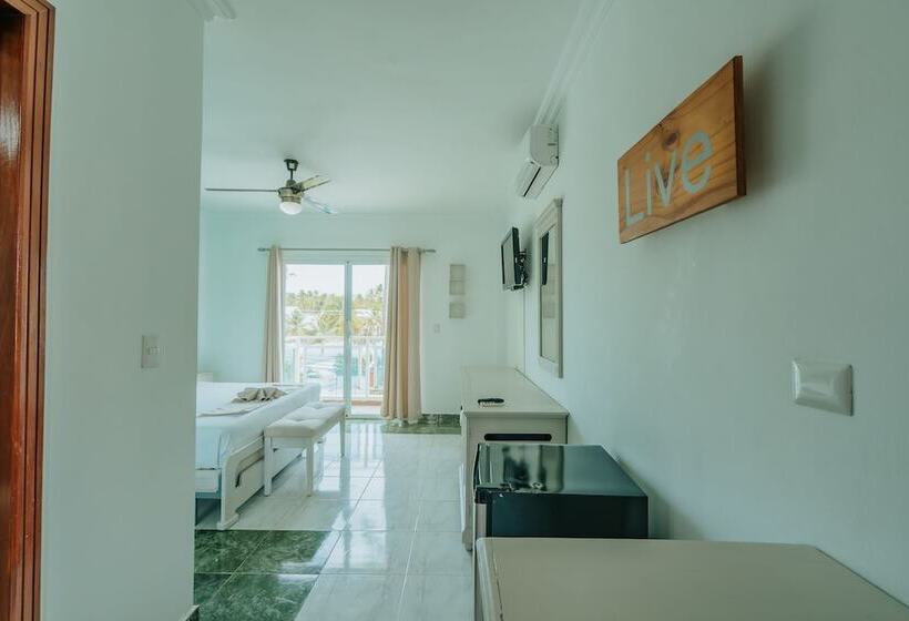 هتل Checkin El Cortecito