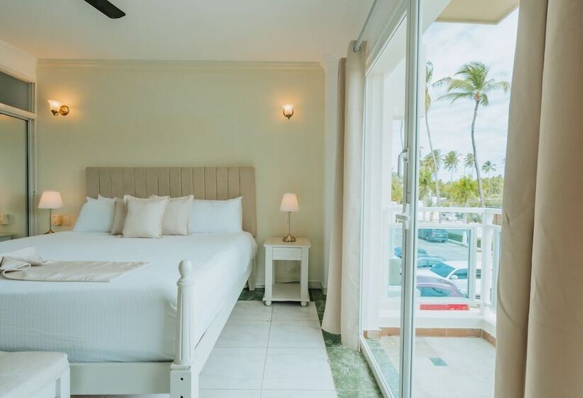 هتل Checkin El Cortecito