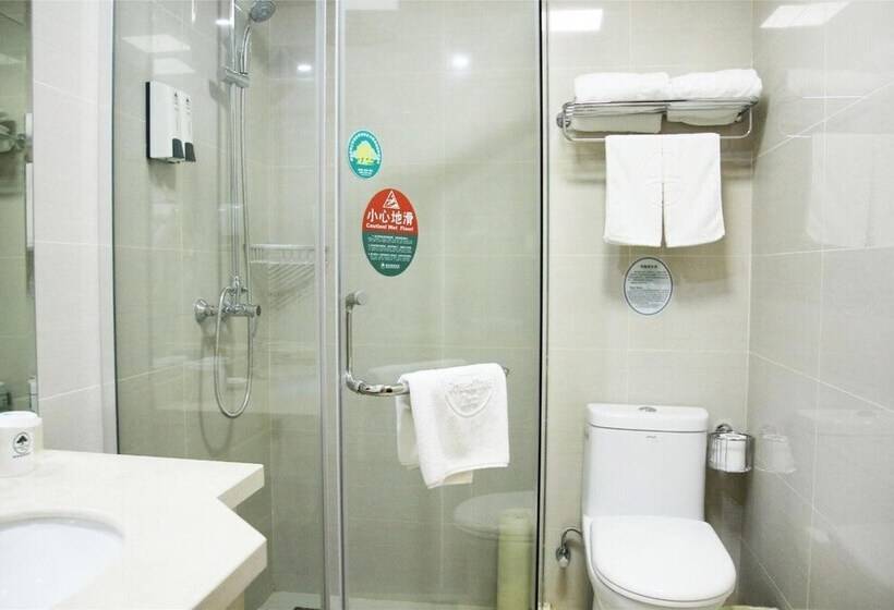 בית מלון כפרי Greentree Inn Guangdong Jieyang Bus Terminal Station Ronghua Avenue Business