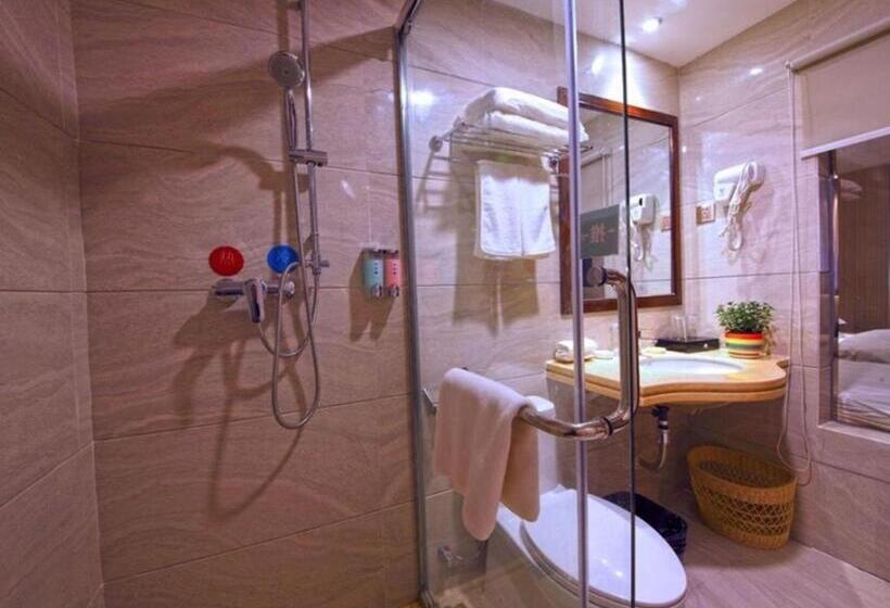 בית מלון כפרי Greentree Inn Guangdong Jieyang Bus Terminal Station Ronghua Avenue Business