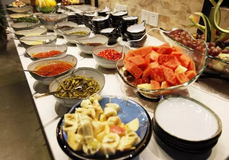 Hotelli Greentree Inn Shandong North Weihai Station North International Bathing Beach Business