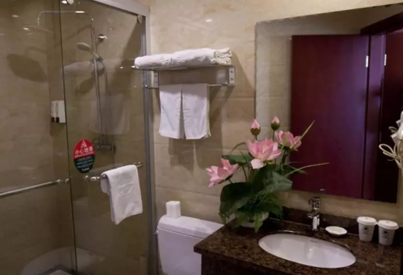 ホテル Greentree Inn Shanghai  Hongqiao Hub Convention Center Jinghua Road Shell
