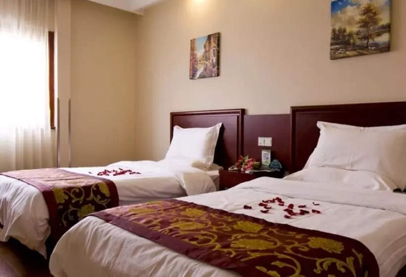 ホテル Greentree Inn Shanghai  Hongqiao Hub Convention Center Jinghua Road Shell