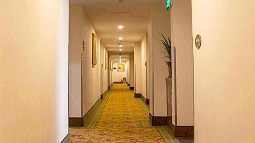 Hotell Greentree Inn Shanghai  Hongqiao Hub Convention Center Jinghua Road Shell