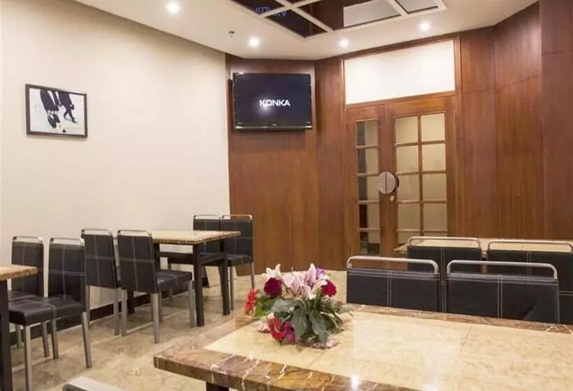 ホテル Greentree Inn Shanghai  Hongqiao Hub Convention Center Jinghua Road Shell
