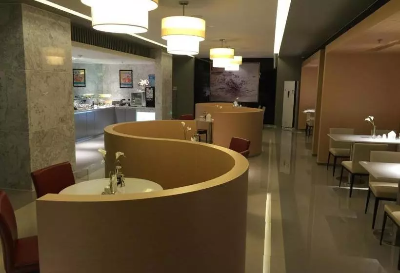 Hotelli Jinjiang Inn Zhenzhou High Tech Zone Wutong Street
