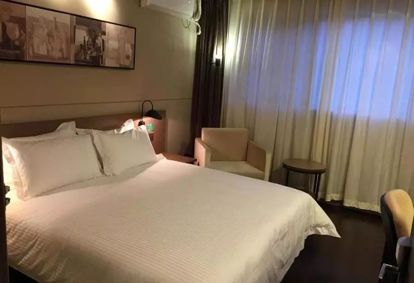 Hotelli Jinjiang Inn Zhenzhou High Tech Zone Wutong Street