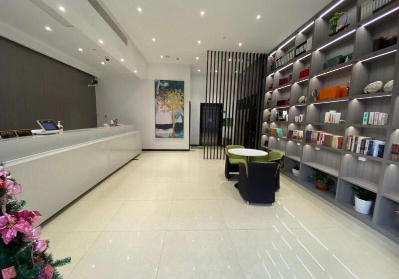 בית מלון כפרי Vatica Shanghai Jiading District Anting Metro Station Volkswagen Factory