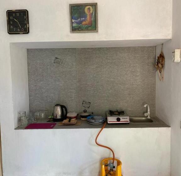 بنسيون Art House Hiriketiya