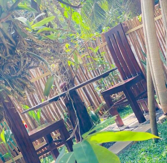 بنسيون Art House Hiriketiya