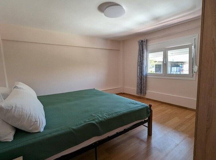 Achilleas Rentals In Kamena Vourla