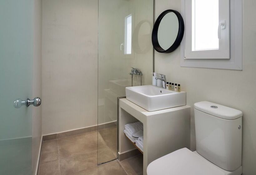 Hillside Elegance Suites