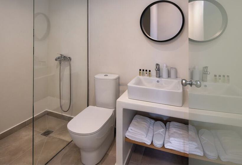 Hillside Elegance Suites