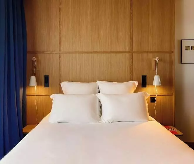 ホテル Grand Mess Clermont Ferrand