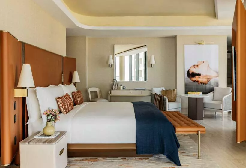 هتل Me Malta by Meliá