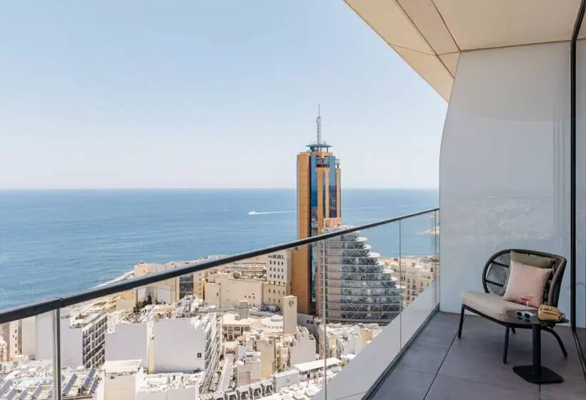 هتل Me Malta by Meliá