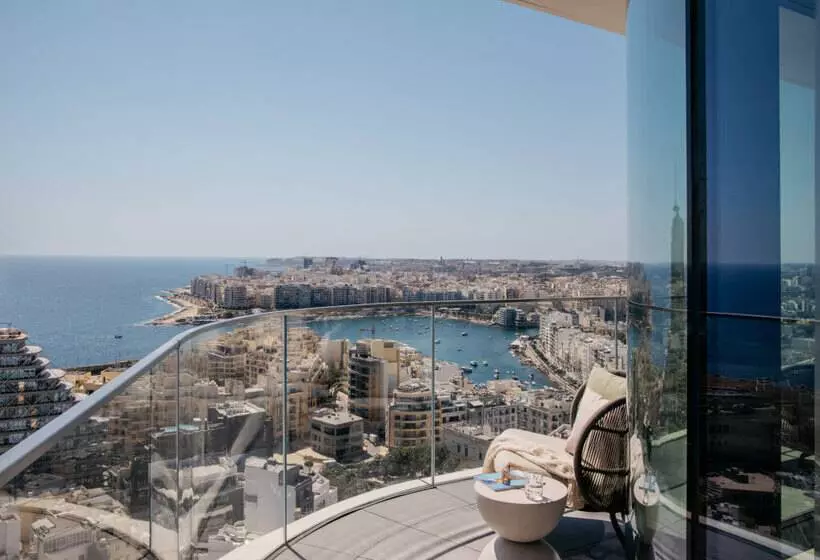 هتل Me Malta by Meliá