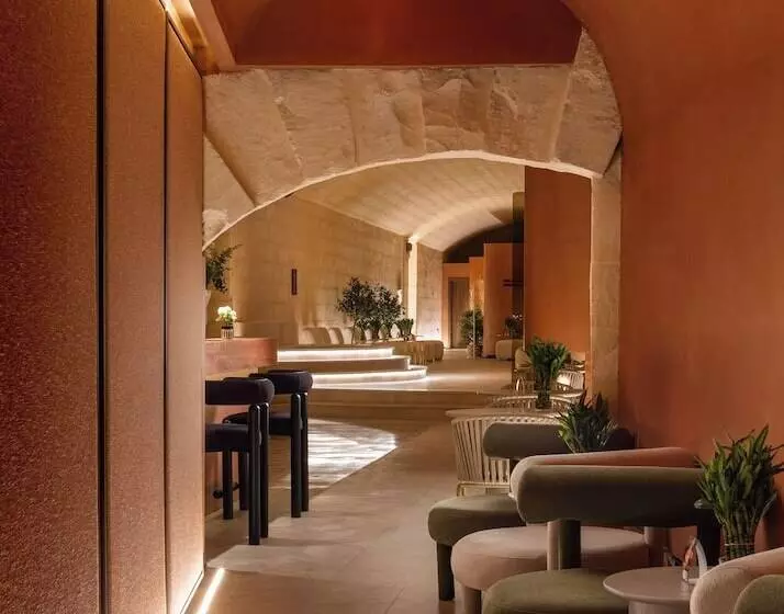 هتل Me Malta by Meliá