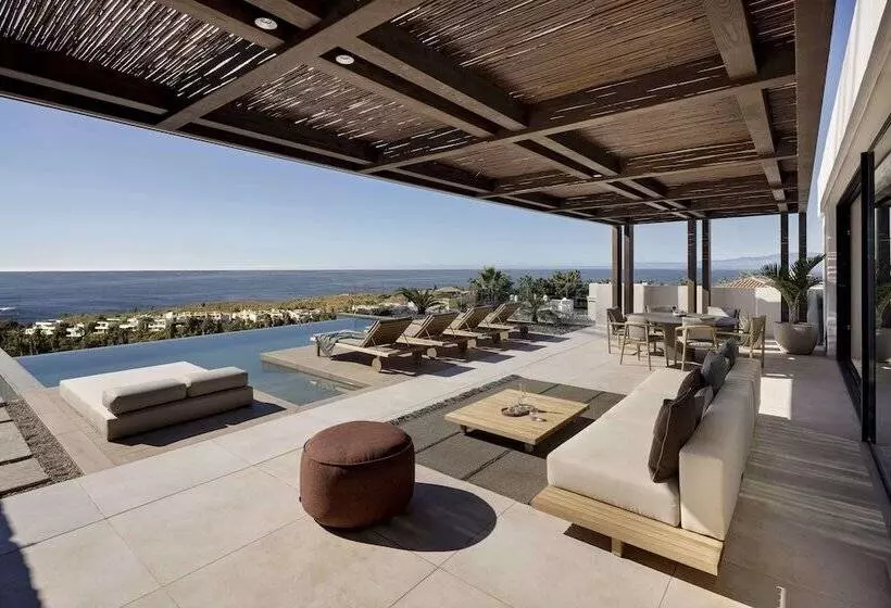 Hotelli Royal Hideaway Corales Villas