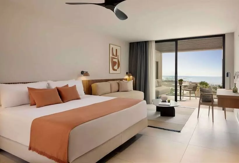 Hotelli Royal Hideaway Corales Villas