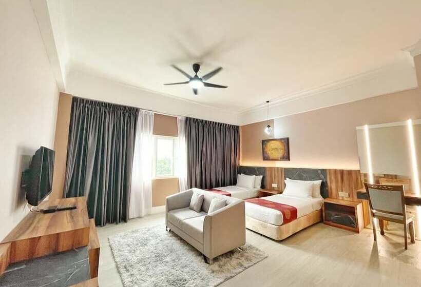 בית מלון כפרי The Avenue M Johor Bahru