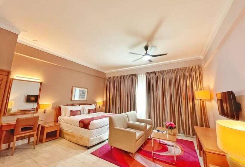 בית מלון כפרי The Avenue M Johor Bahru