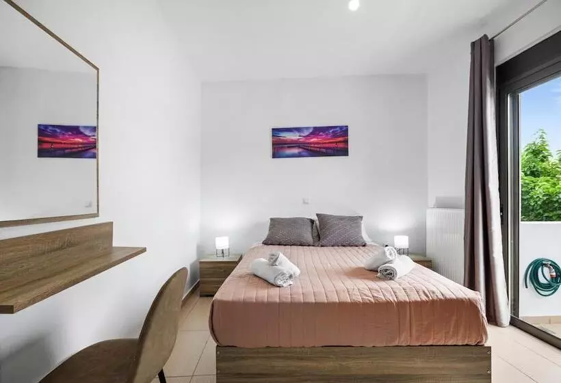 Iriana's Apartments In Center