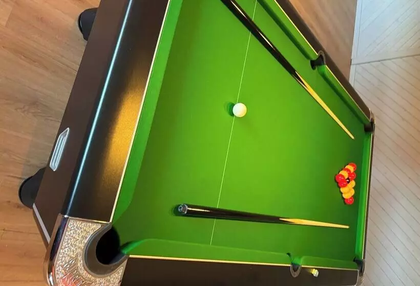 11 Tan Y Coed Woodland Lodge