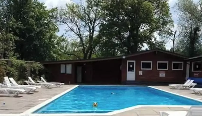 11 Tan Y Coed Woodland Lodge