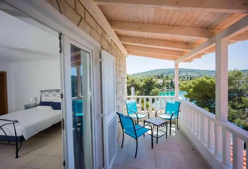 Aamiaismajoitus (B&B) Boutique Guesthouse Sveti Petar, On The Beach, Heated Pool & Boat Berth   Adult Only