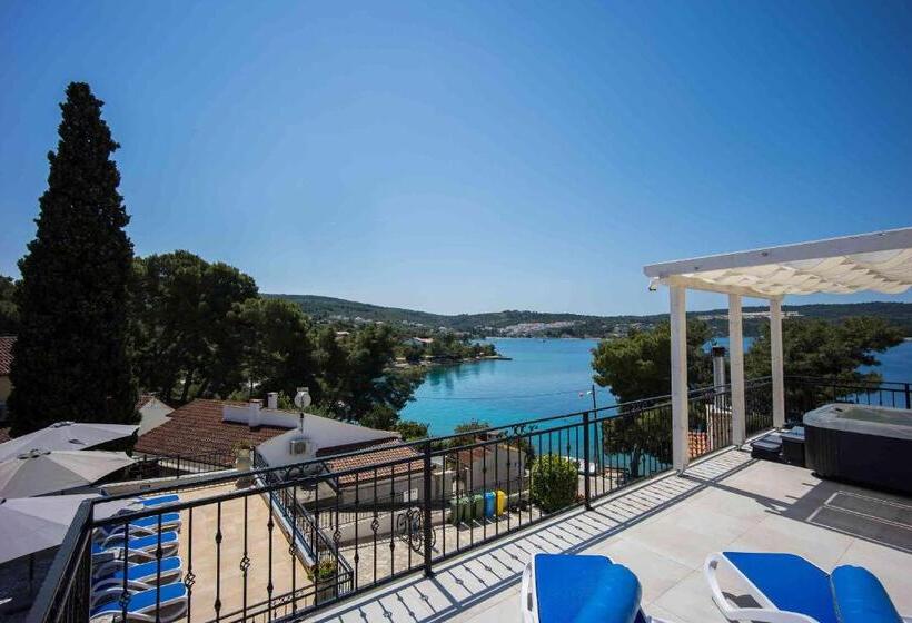 Bed and Breakfast Boutique Guesthouse Sveti Petar, On The Beach, Heated Pool & Boat Berth Adult Only