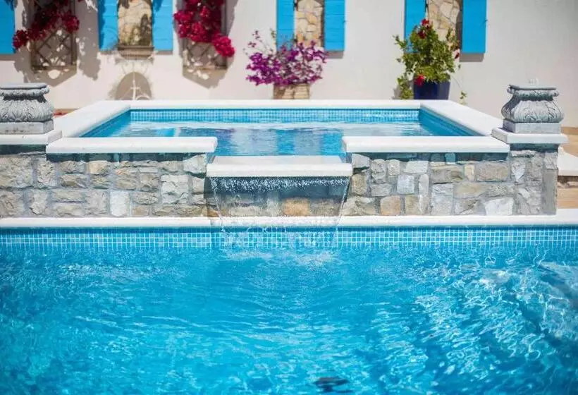 Aamiaismajoitus (B&B) Boutique Guesthouse Sveti Petar, On The Beach, Heated Pool & Boat Berth   Adult Only