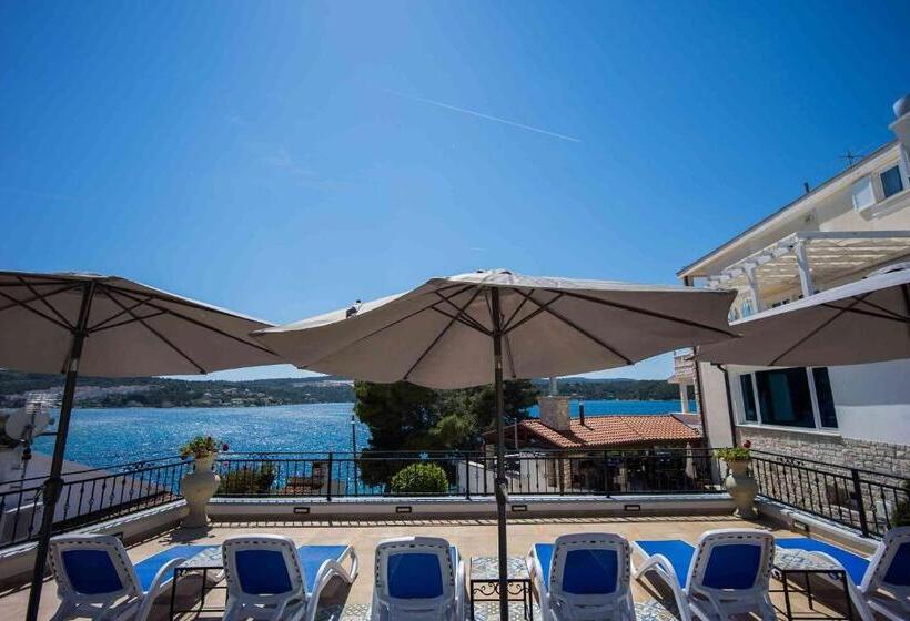 Bed and Breakfast Boutique Guesthouse Sveti Petar, On The Beach, Heated Pool & Boat Berth Adult Only