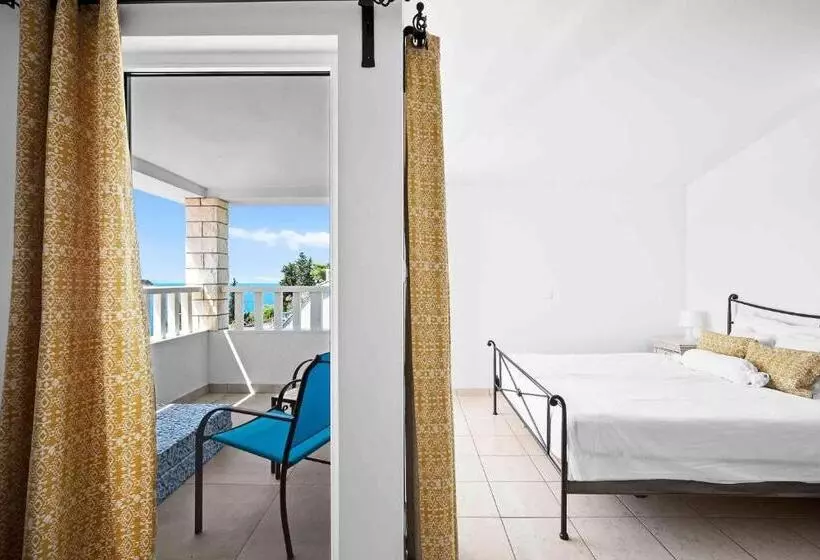 Aamiaismajoitus (B&B) Boutique Guesthouse Sveti Petar, On The Beach, Heated Pool & Boat Berth   Adult Only