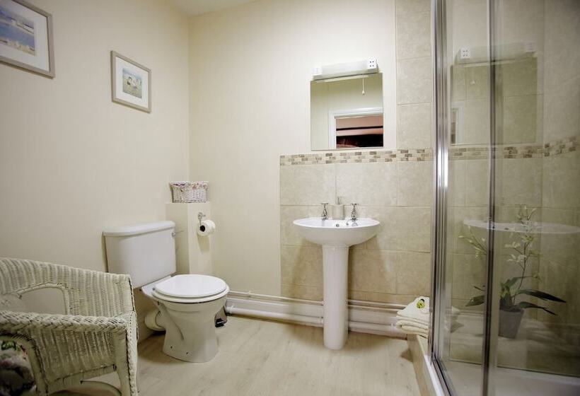 민박 Chelsea Parkfields