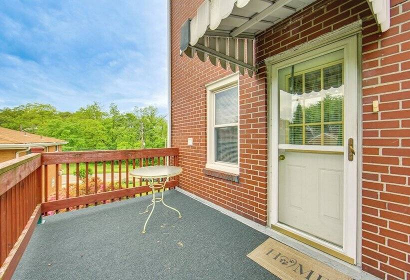 Charming West Mifflin House   3 Mi To Kennywood!