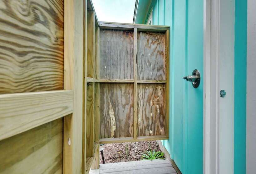 Coastal Home In Shallotte W/ Grill: Near Golfing!